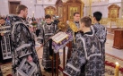 Служба «Двенадцати Евангелий» состоялась в Спасо-Преображенском соборе